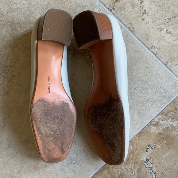 Salvatore Ferragamo Ivory Pumps - Picture 7 of 9